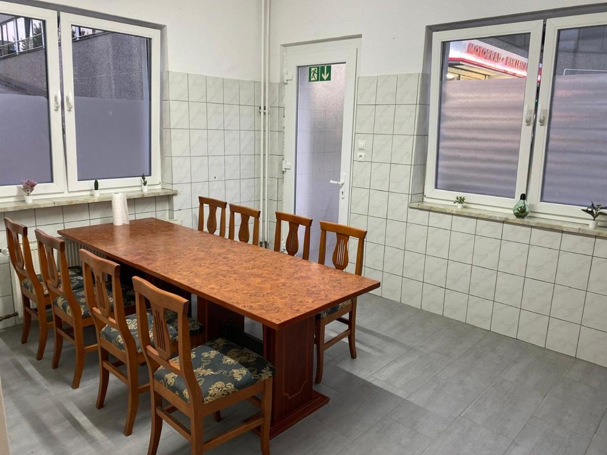 Pension Am Kreisel Kassel Bagian luar foto