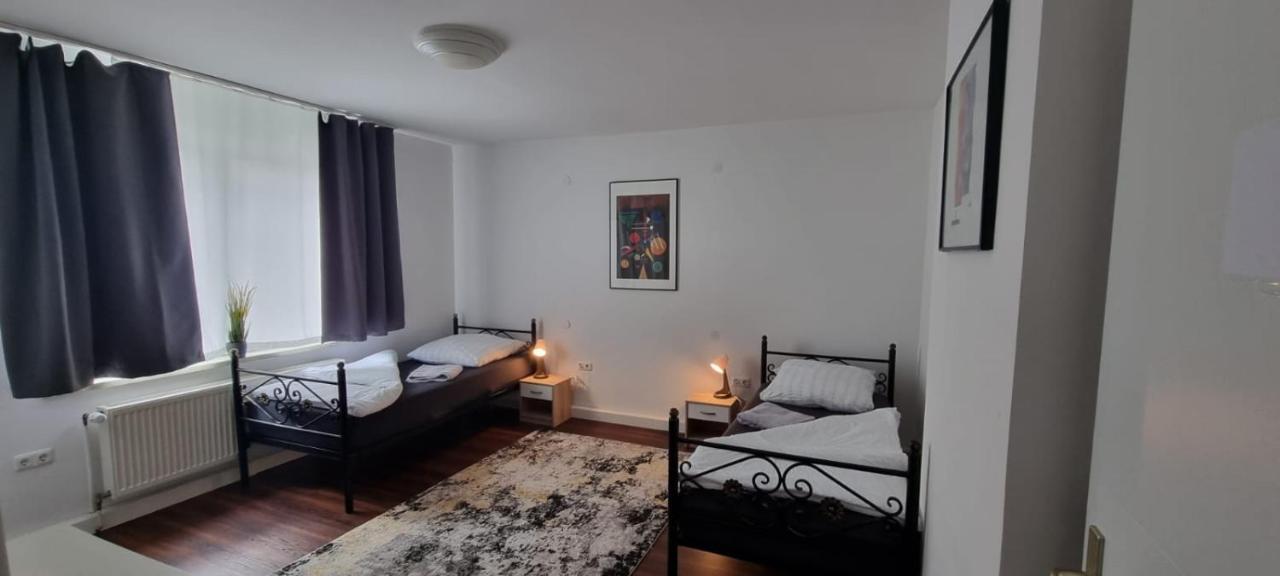 Pension Am Kreisel Kassel Bagian luar foto