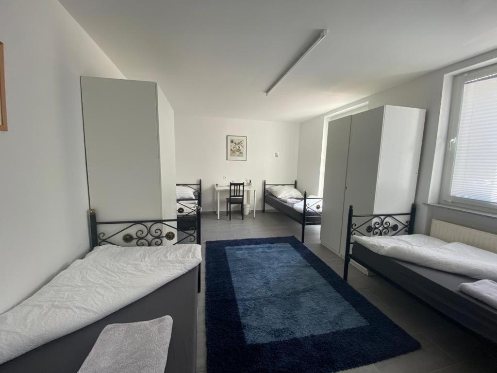 Pension Am Kreisel Kassel Bagian luar foto